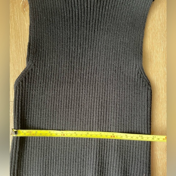 NWOT Zara Small tank top. - Picture 4 of 7